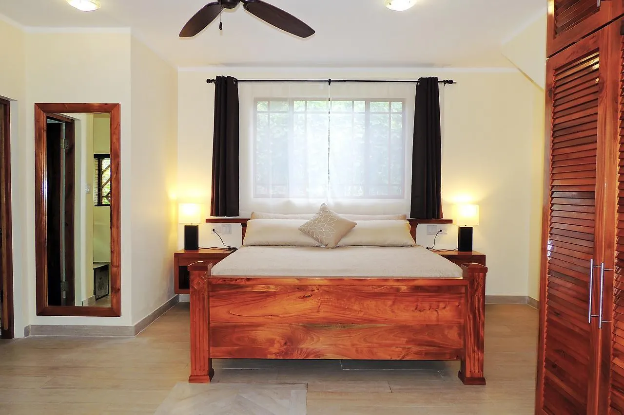 Sunrise Club Hotel Negril